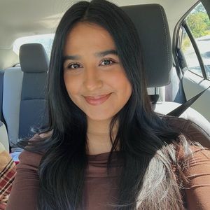 Meet your Posher, Daniela